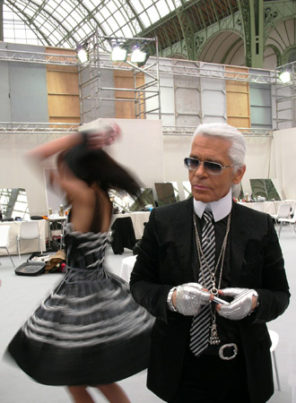 karl lagerfeld quotes. Karl Lagerfeld quote. Posted on January 31, 2011 by The Glory NYC. “the minute you think the past was better, your present is second hand. its okay for